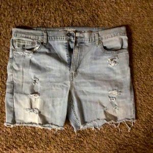 Mens/Womens signature Levi distressed ripped jean shorts